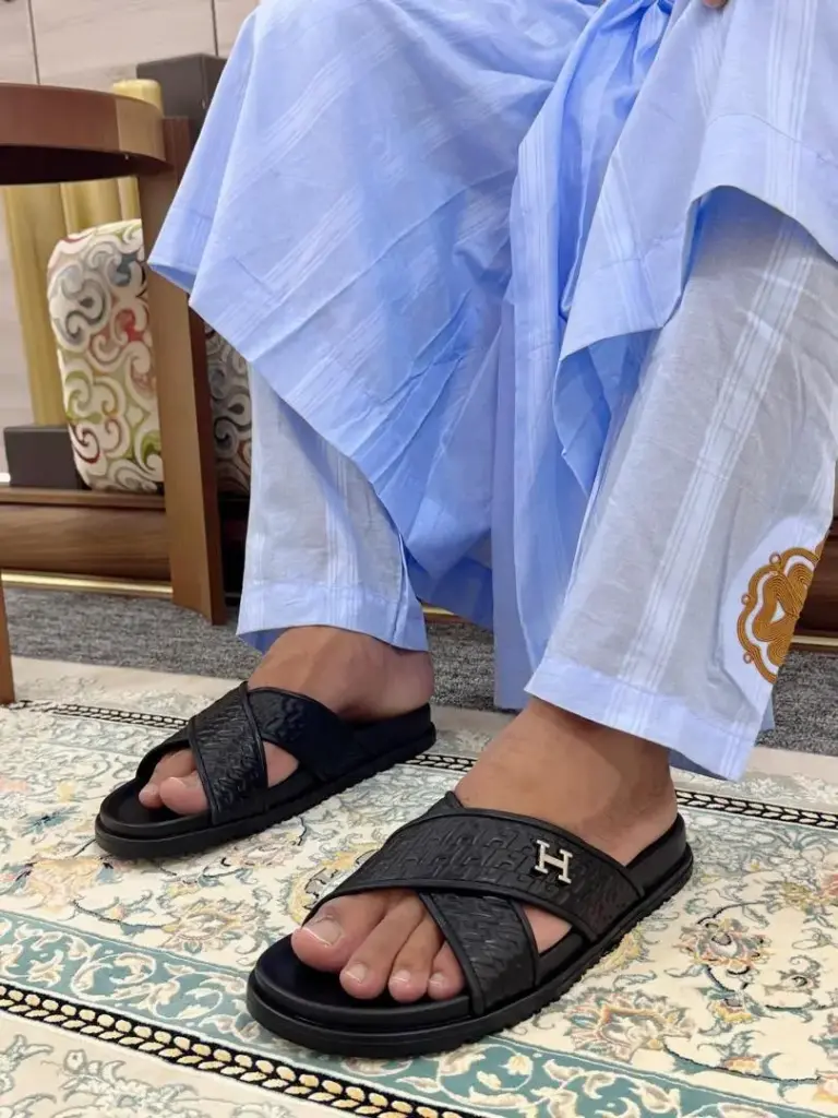نعل ماركة HERMES 21015-2