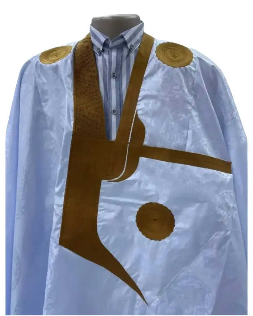 أزبي أبيض دراعة 8م بانتلوه لحبيل 1052