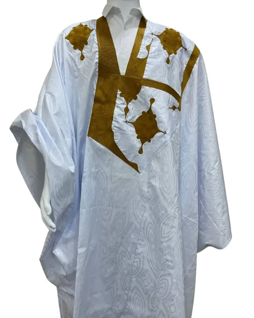 Azbi blanc –boubou 8m avec pantalon 1002