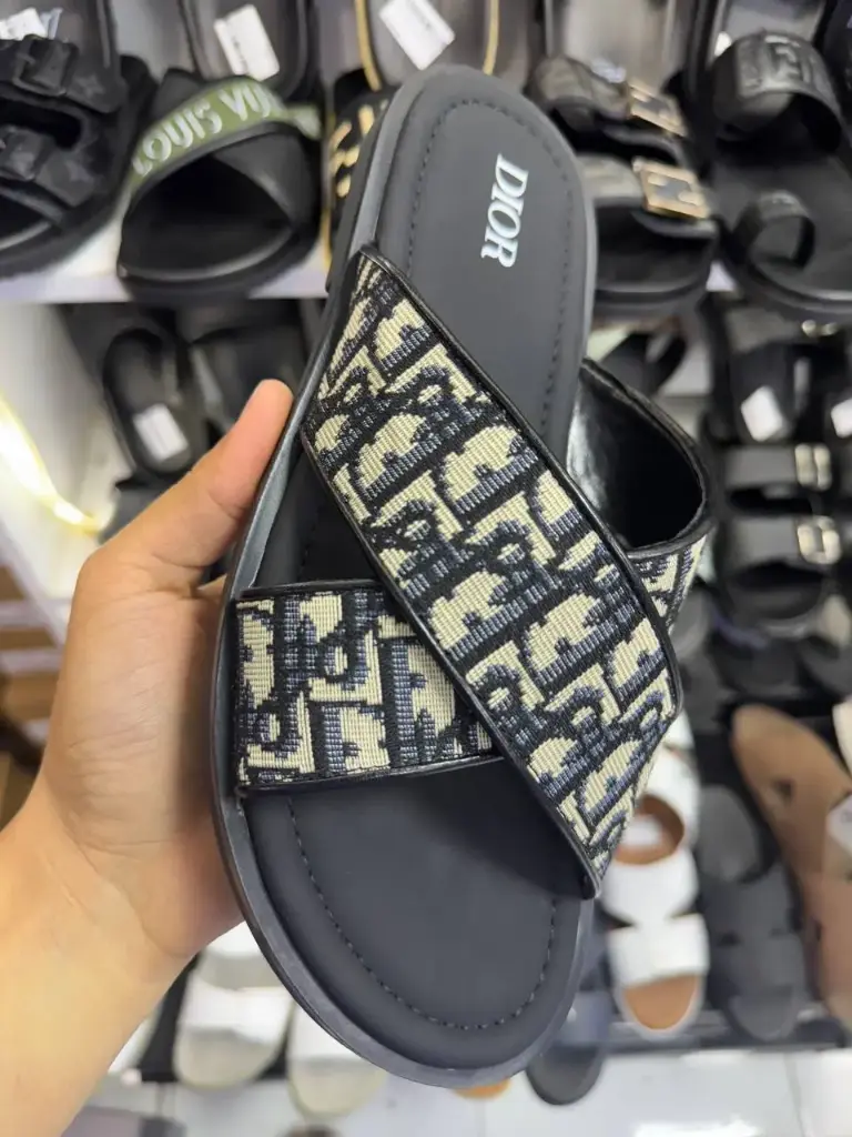 نعل ماركة d0237-02 Dior 