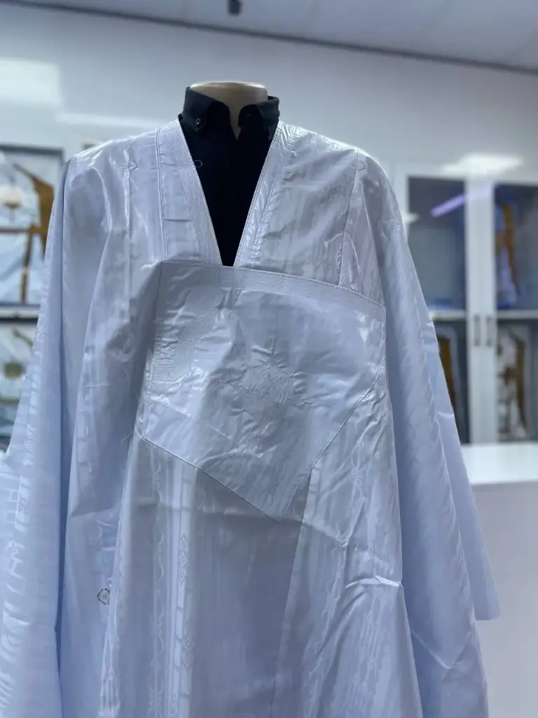 أزبي أبيض8م بانتلوه سيمبل(دسيه حديث)09