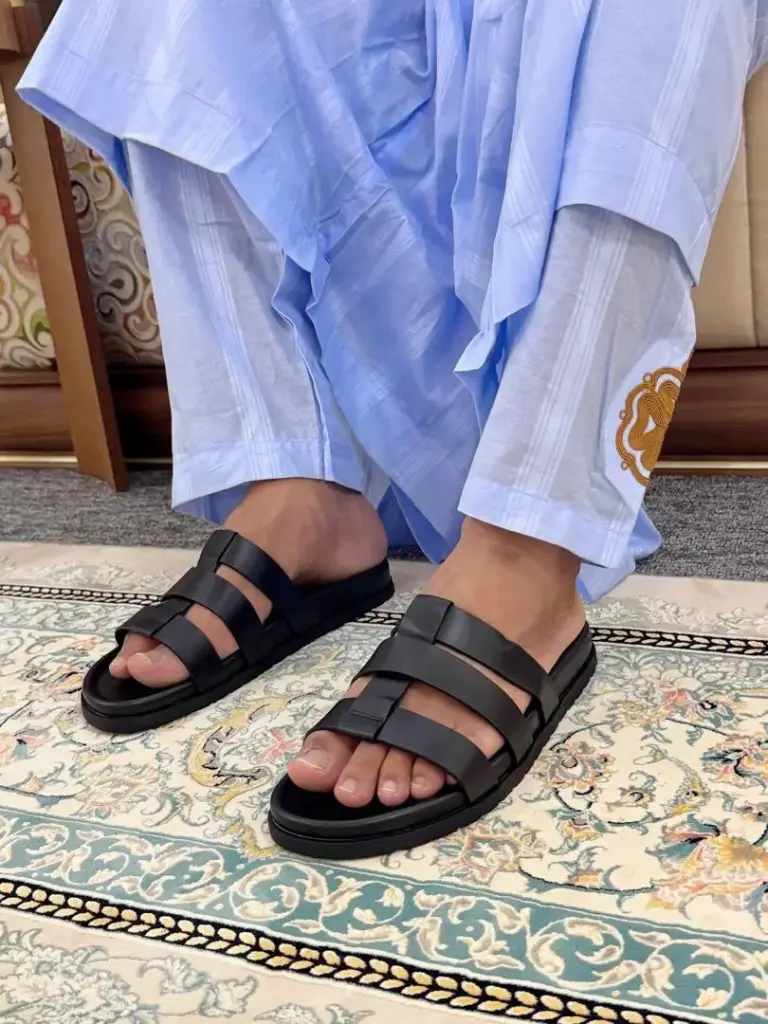 نعل ماركة ZARA d1052