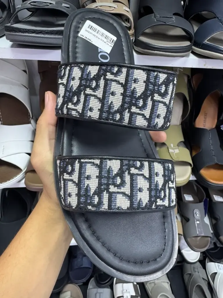 نعل ماركة DIOR d0237-05