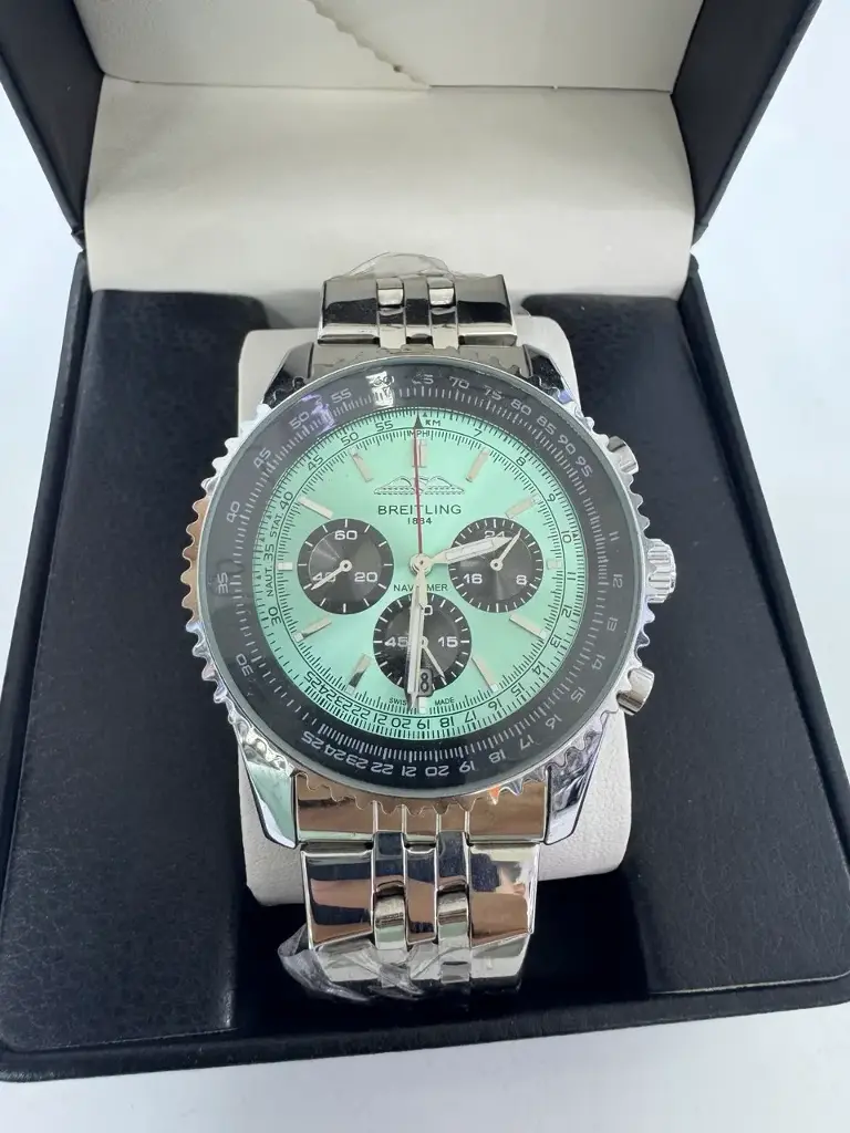 ساعة BREITLING B1884