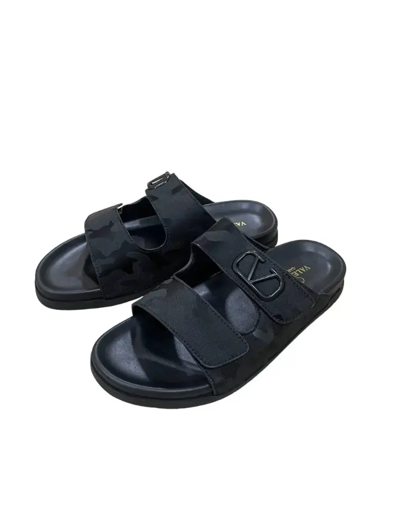 نعل ماركة  VALENTINO GARAVANI VA2106-7