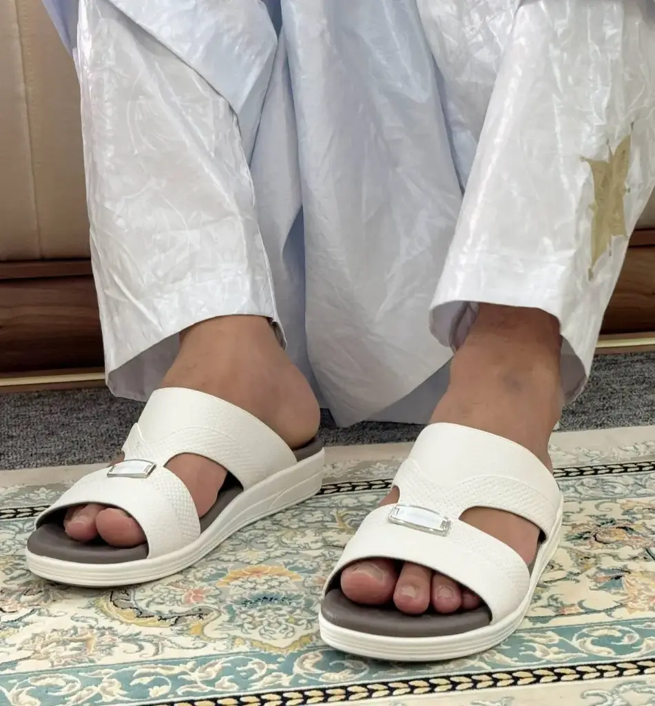 نعل خليجي business Class gs09938