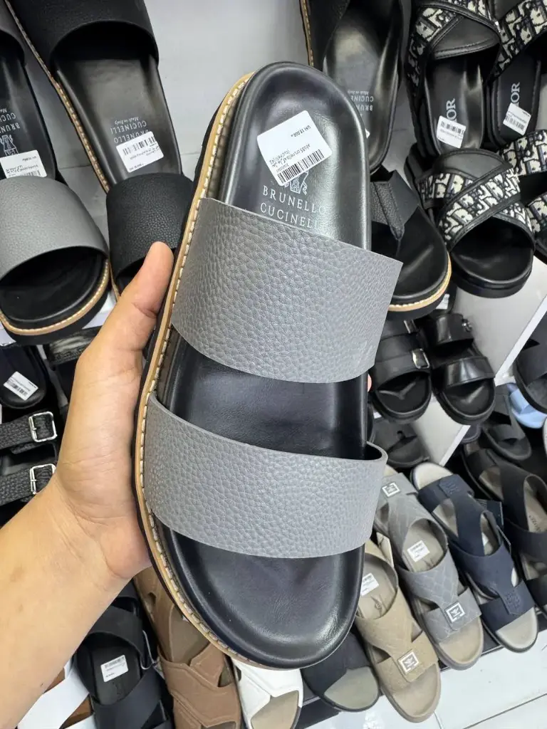 نعل ماركة a6685 brunello cucinelli