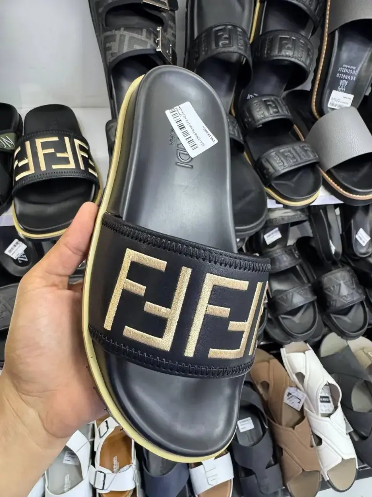 نعل ماركة 3A-1346 Fendi 