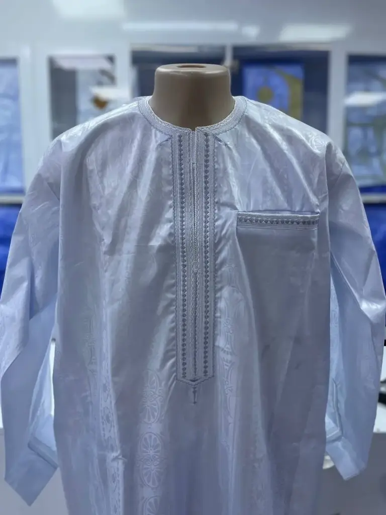 Azbi blanc_ demi saison design moderne 002